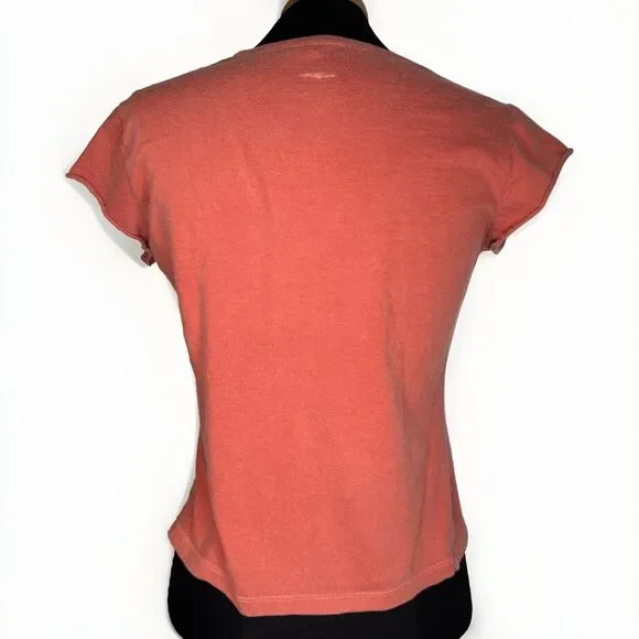 Walt Disney Classic Collection Mickey Mouse T Shirt Womens Size Small Pink USA - Picture 2 of 9